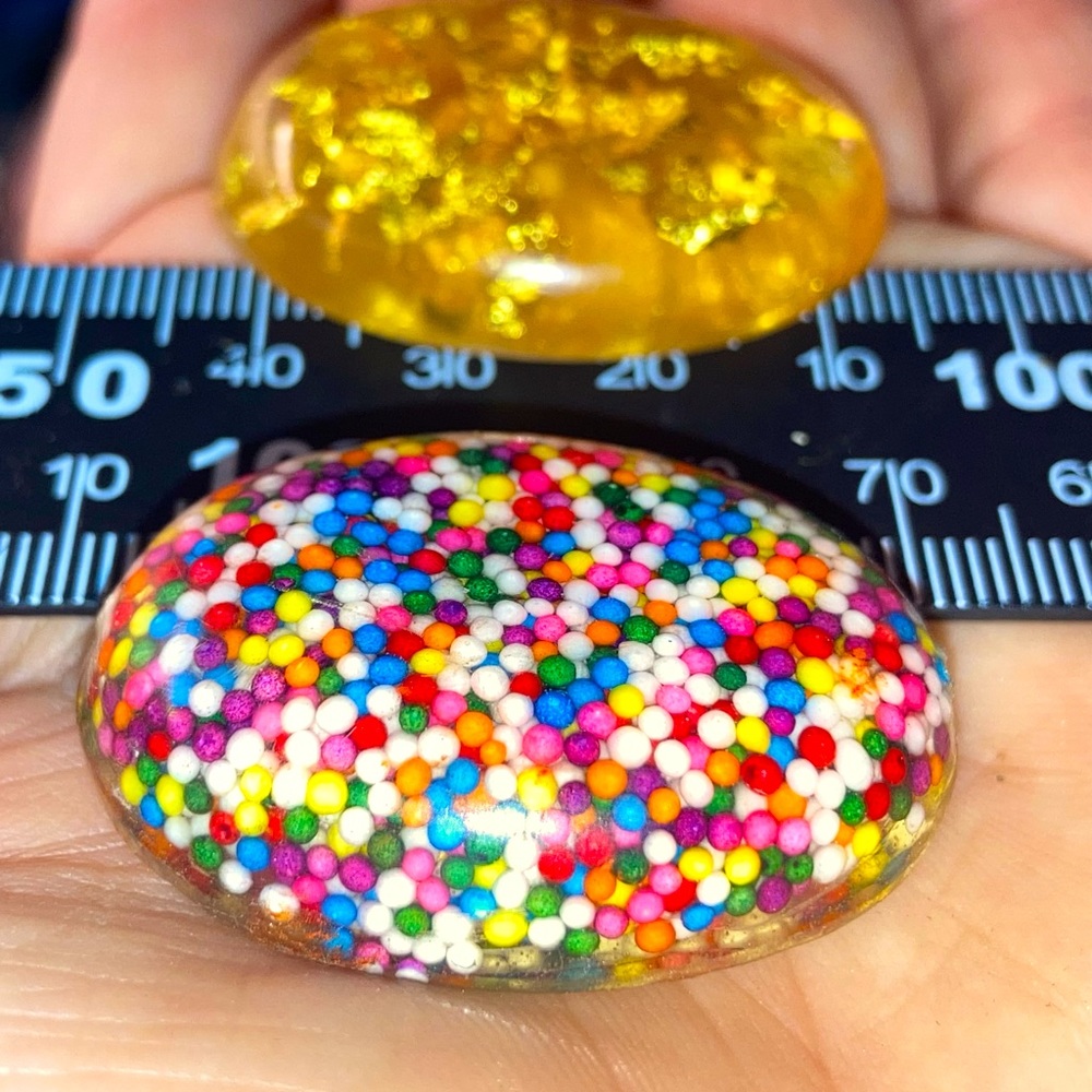 Rainbow 🌈  Candy oval cabochon set in clear resin matching bangles available